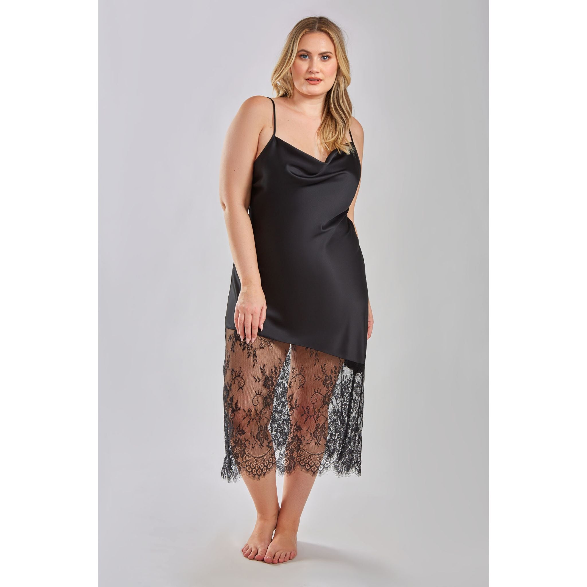Black plus size fashion sale