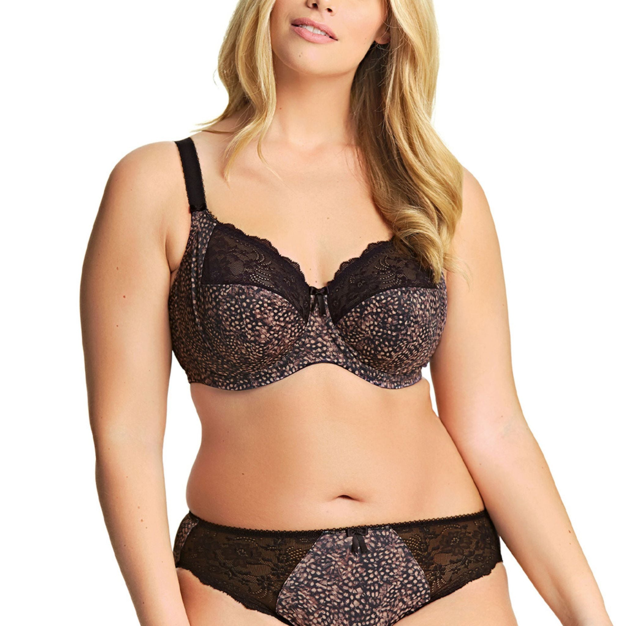 The bestselling Morgan collection is all about everyday comfort and style, the Banded Bra in Ebony showcases its signature print and beautiful stretch lace. Three section cups plus side frame offers ultimate support and shape in sizes DD – K.  Three-piece cups plus side support offers perfect forward shape  Stretch lace top cups create a rounded shape  Elasticated neck edge for ease of fit  Complete with a pretty bow detail