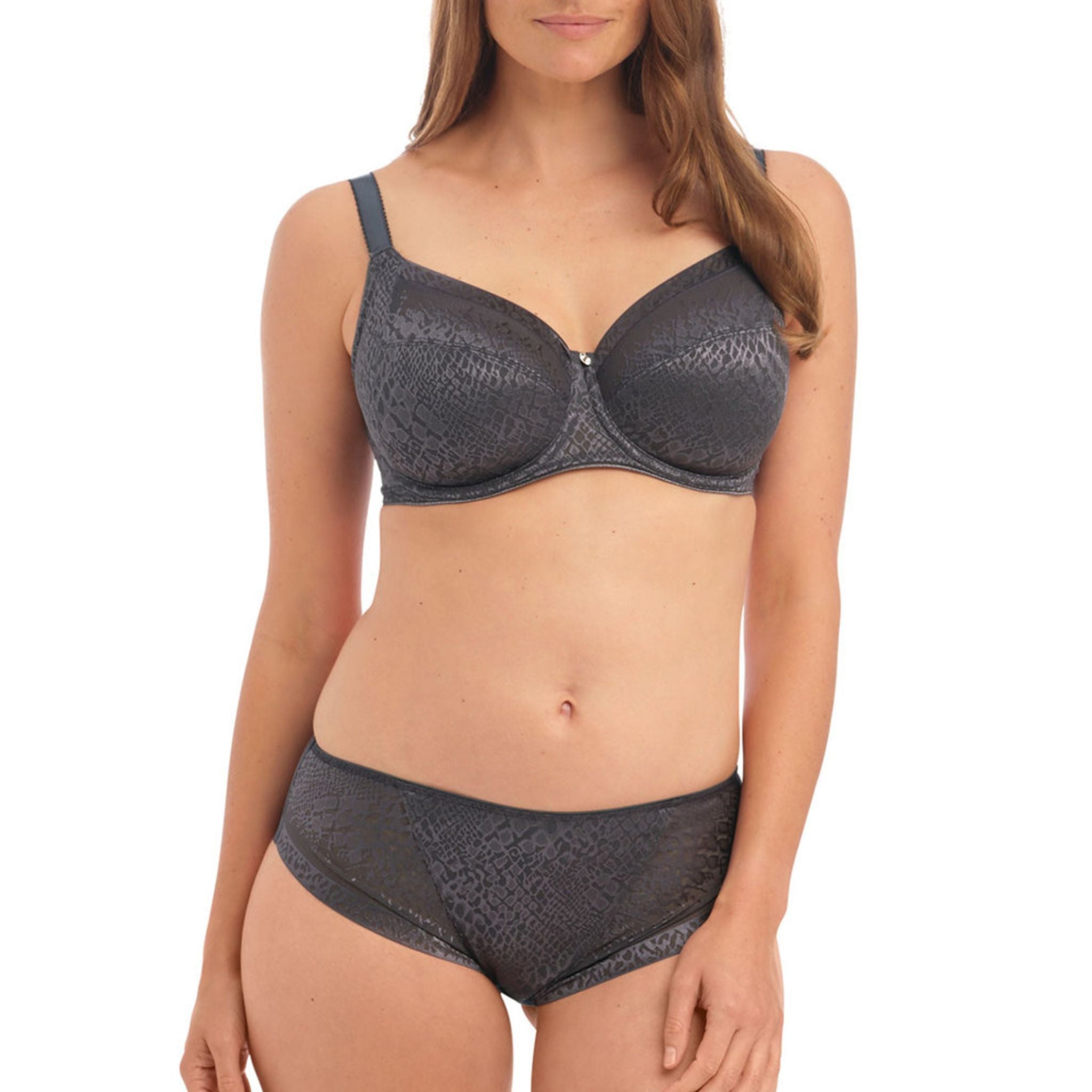 Capture contemporary design with Envisage, now available in a deep Slate colourway. Featuring a subtle shimmer across an on-trend snake effect design, the Full Cup Side Support Bra offers a fuller coverage and three piece cups to provide uplift and support, perfect for every day.