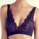 More than just a wire-free bra, “Gillian” adds luxe to an otherwise basic bralette. “Gillian” gives shape with lightly contoured cups, while the wider satin elastic underband gives extra support. The easy hook on the back turns this bra into a racerback in an instant. Who says being comfortable has to be boring.